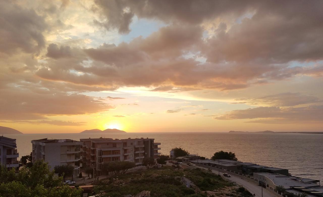 Sunset Hotel Roza Vlorë Екстериор снимка